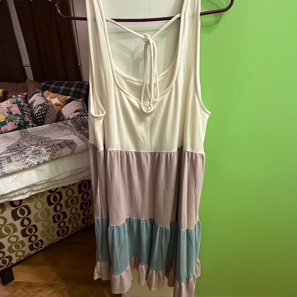 Emerald Backless Dress in Cream, Tan, and Blue - Picture 2 of 3